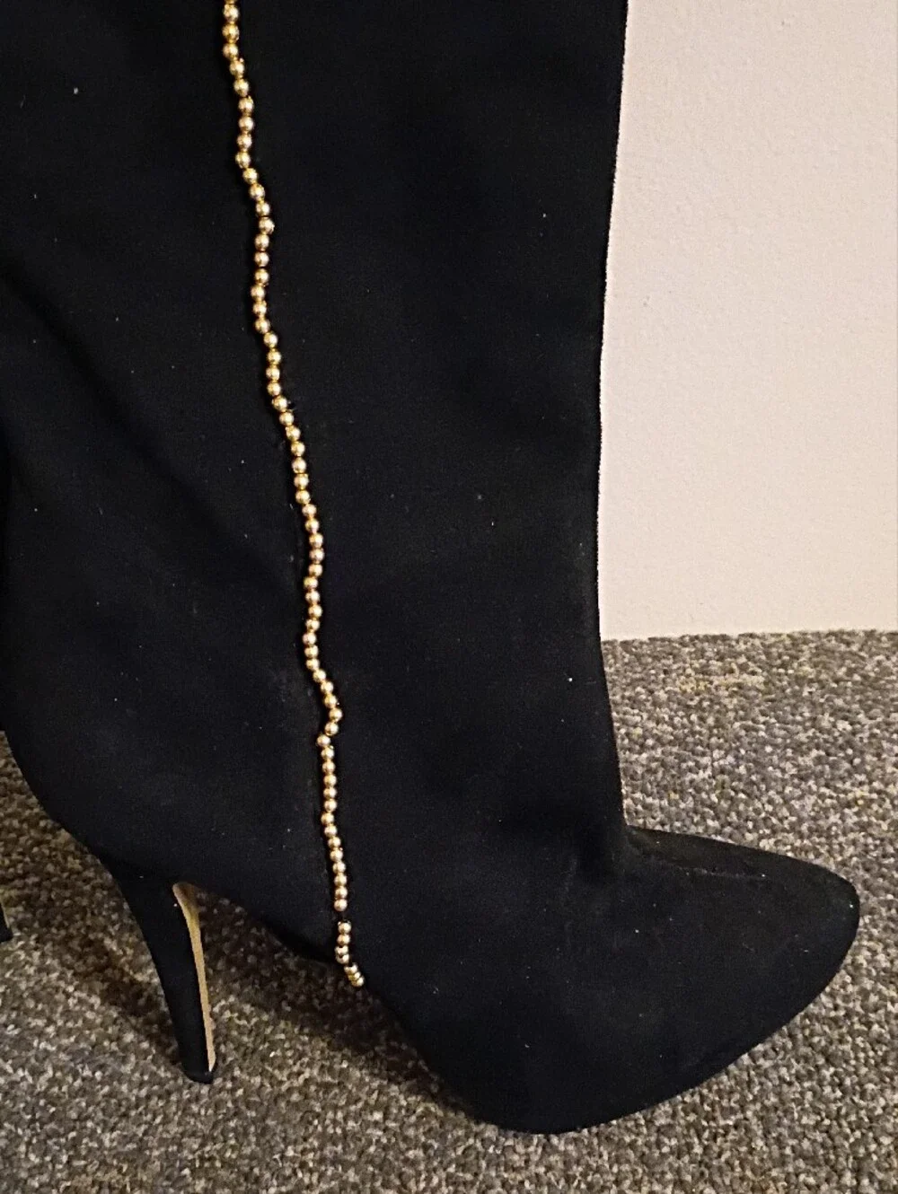 Bebe Black Knee-High Stiletto Boots with Gold Chain Detail Size 10